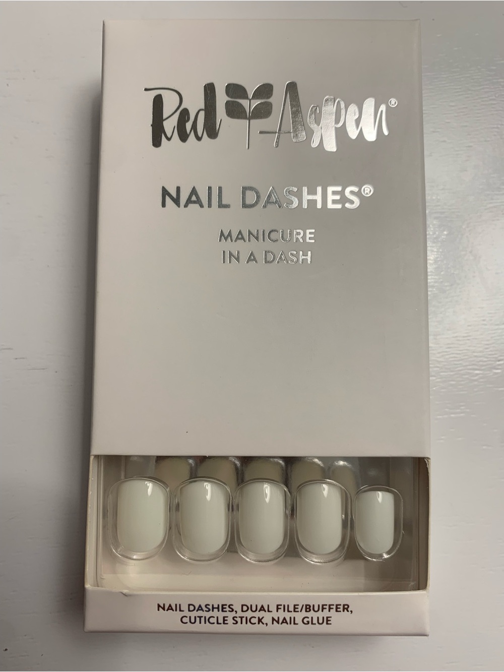 Red Aspen Nail Dashes Nina on cloud 9